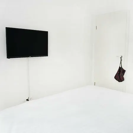 Apartment Traditional